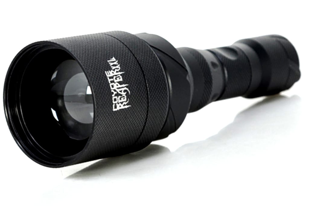 Coyote Reaper Predator XXL Angled In XXL Predator Tactics Reaper Light